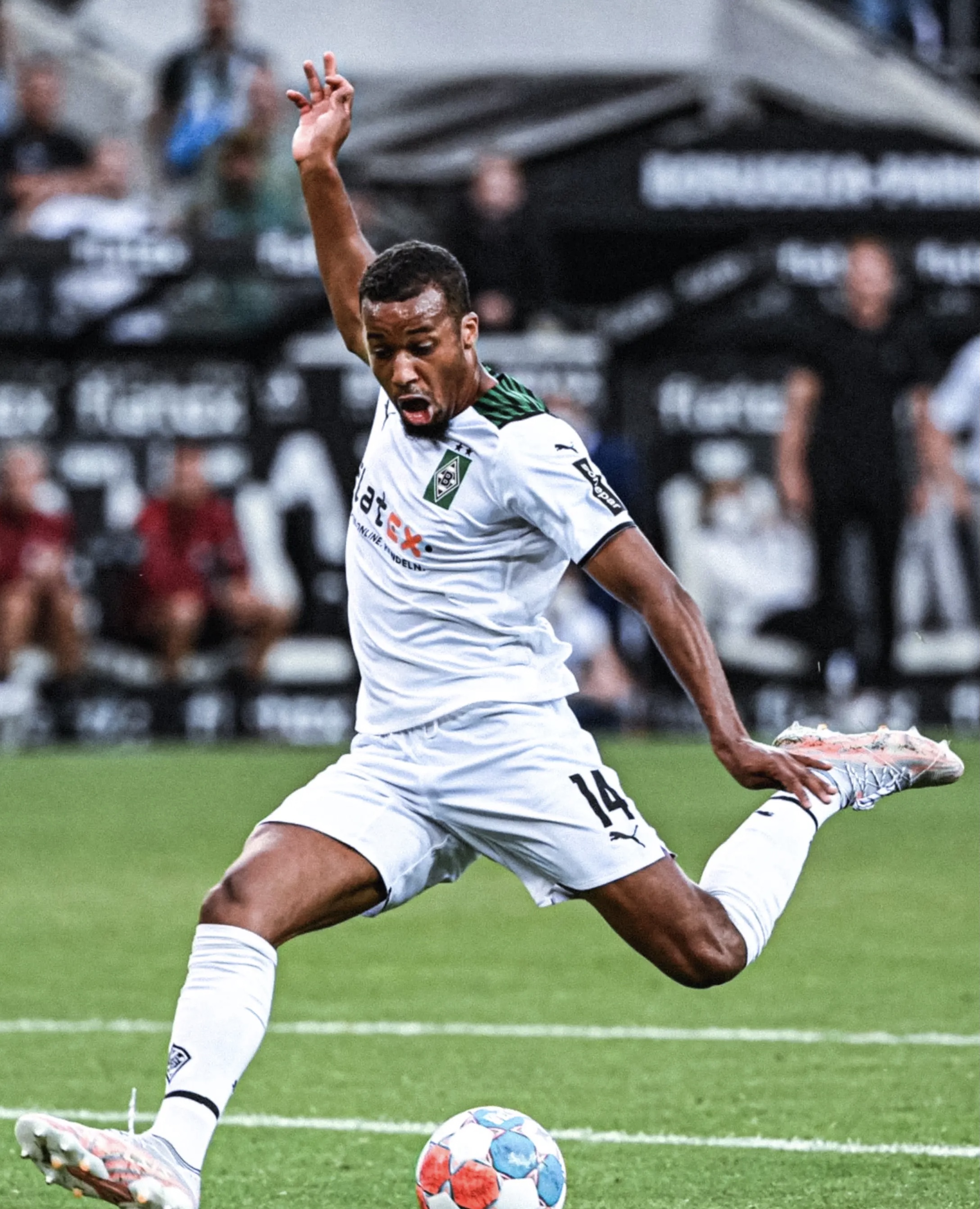 桑普多利亚胜卡利亚里,势如破竹的简单介绍 桑普多利亚胜卡利亚里,势如破竹的简单介绍