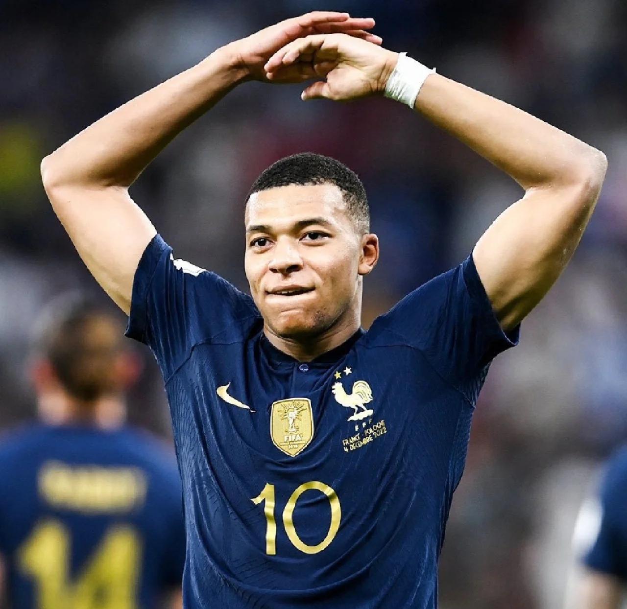 法国队长出战世预赛,为保世界杯资格的简单介绍 法国队长出战世预赛,为保世界杯资格的简单介绍