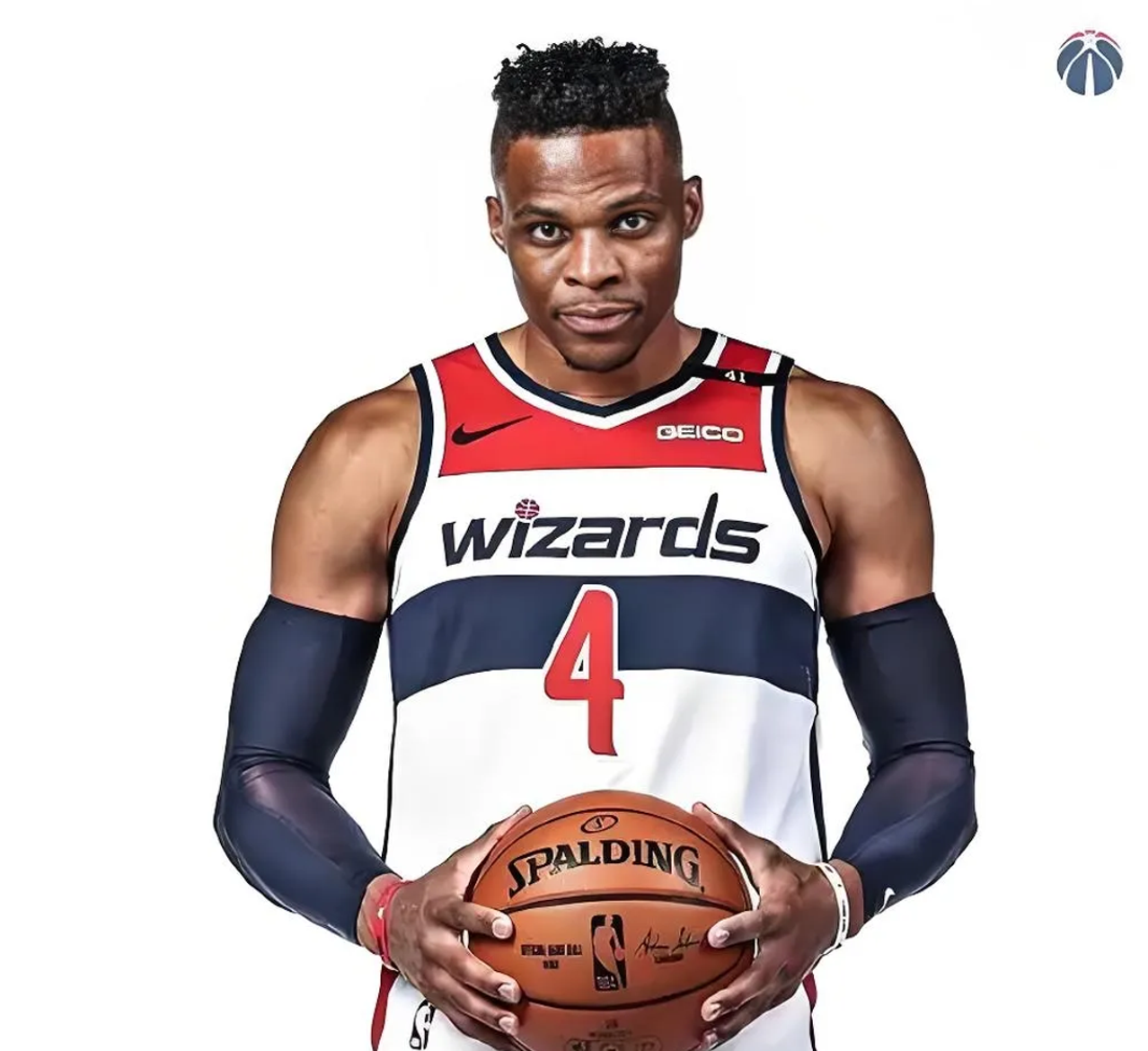 爵士队球员频频受伤,面临季后赛危机 爵士队球员频频受伤,面临季后赛危机