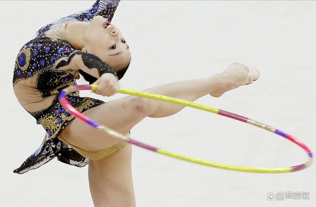 韩国体操选手实现惊人表现 韩国体操选手实现惊人表现