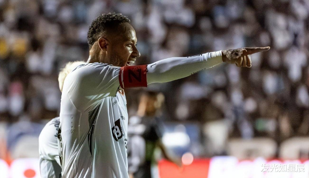 PG电子游戏-包含国际足球比赛频频传来意外，球员受伤成疑的词条