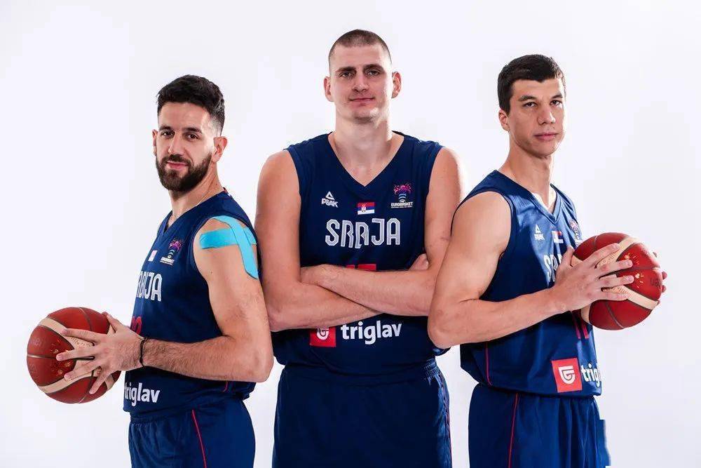 PG电子试玩官网-包含瑞士代表队成员集体向奖牌发起冲击的词条