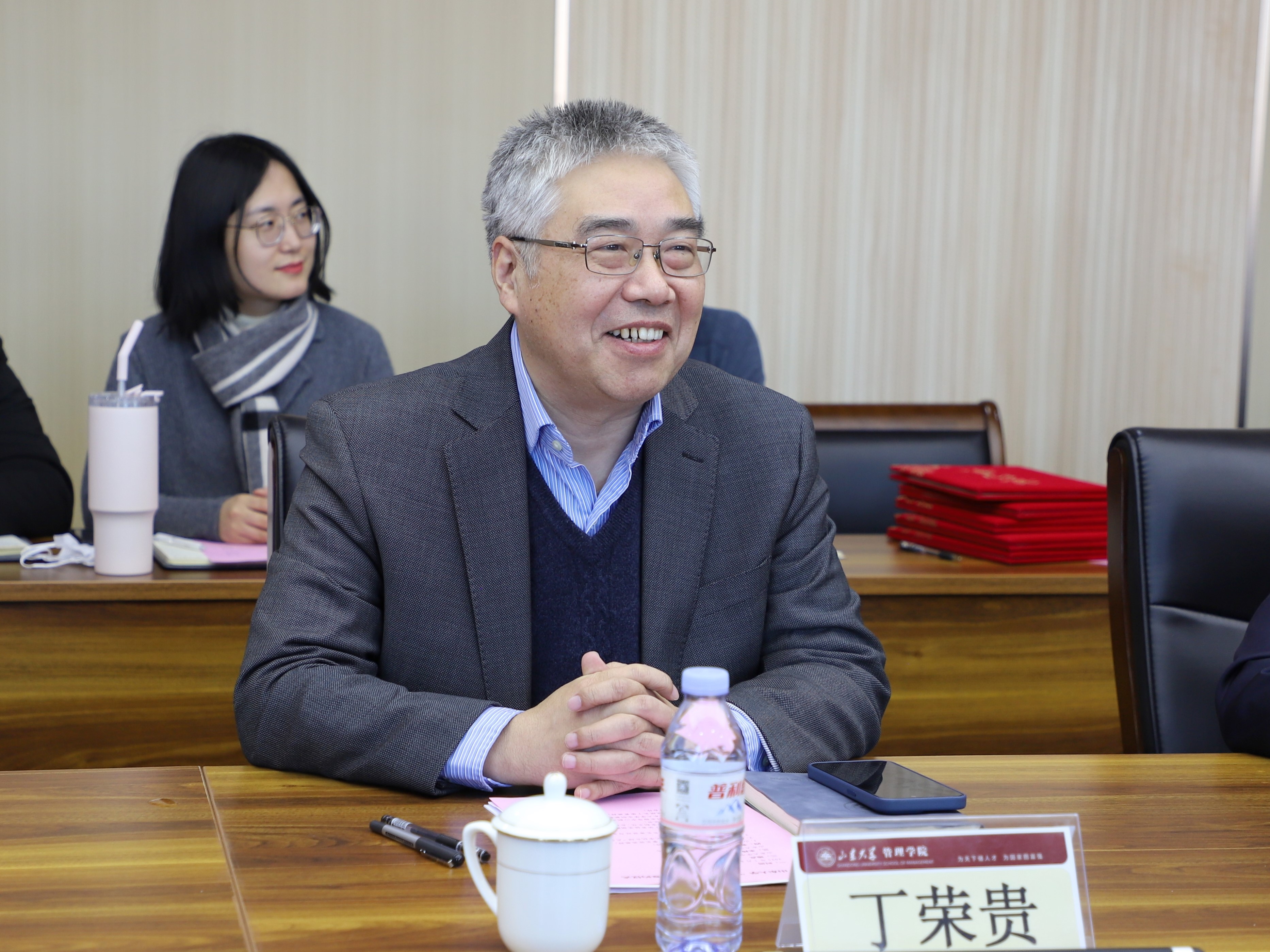 包含高中篮球明星获得签约大学,前途无限的词条 包含高中篮球明星获得签约大学,前途无限的词条