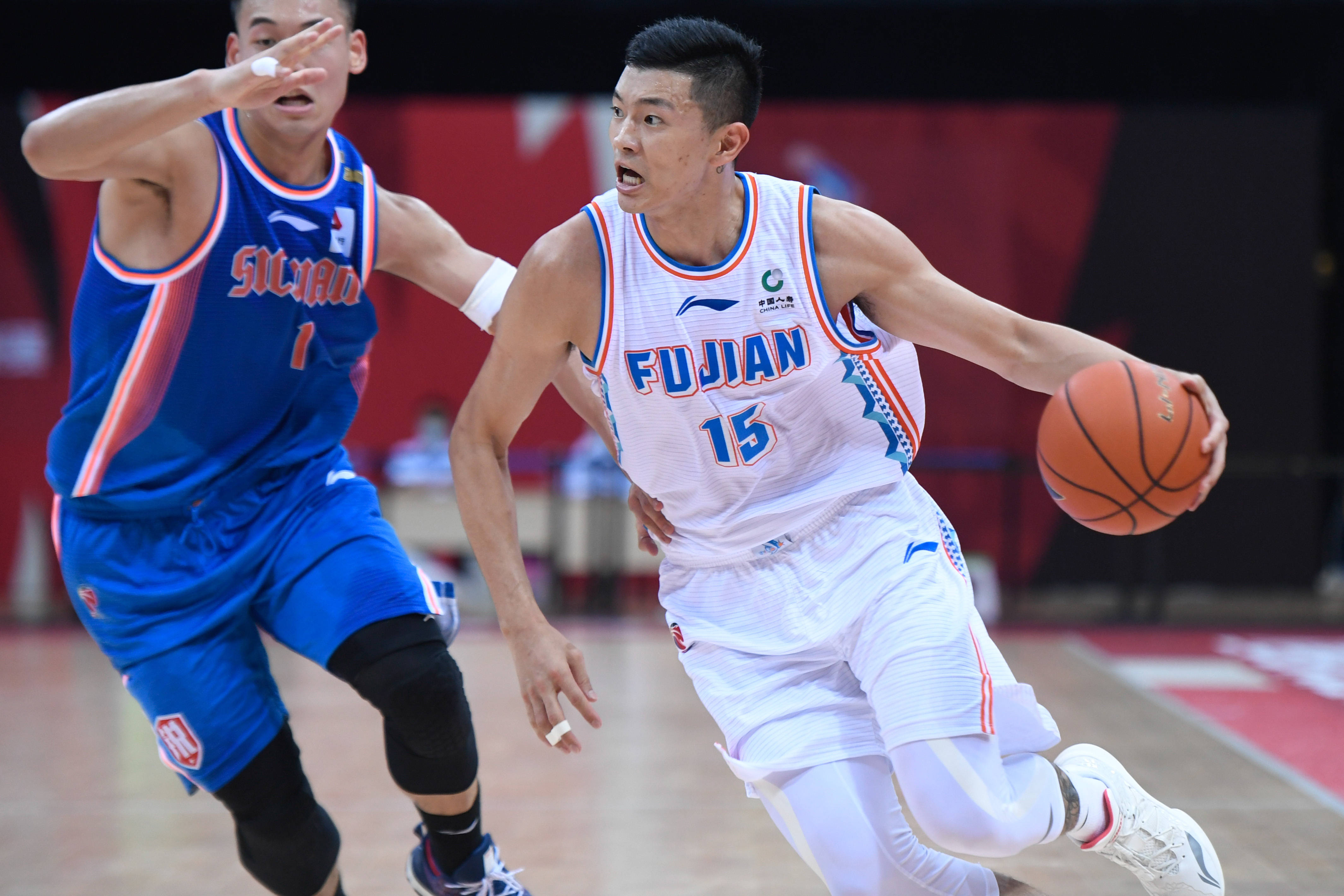 福建队主场惨败四川五粮金悦,赛季压力骤增 福建队主场惨败四川五粮金悦,赛季压力骤增