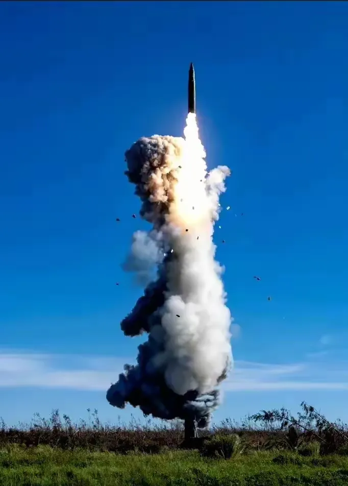 包含密克罗尼西亚队晋级希望渺茫，球员备战压力巨大的词条