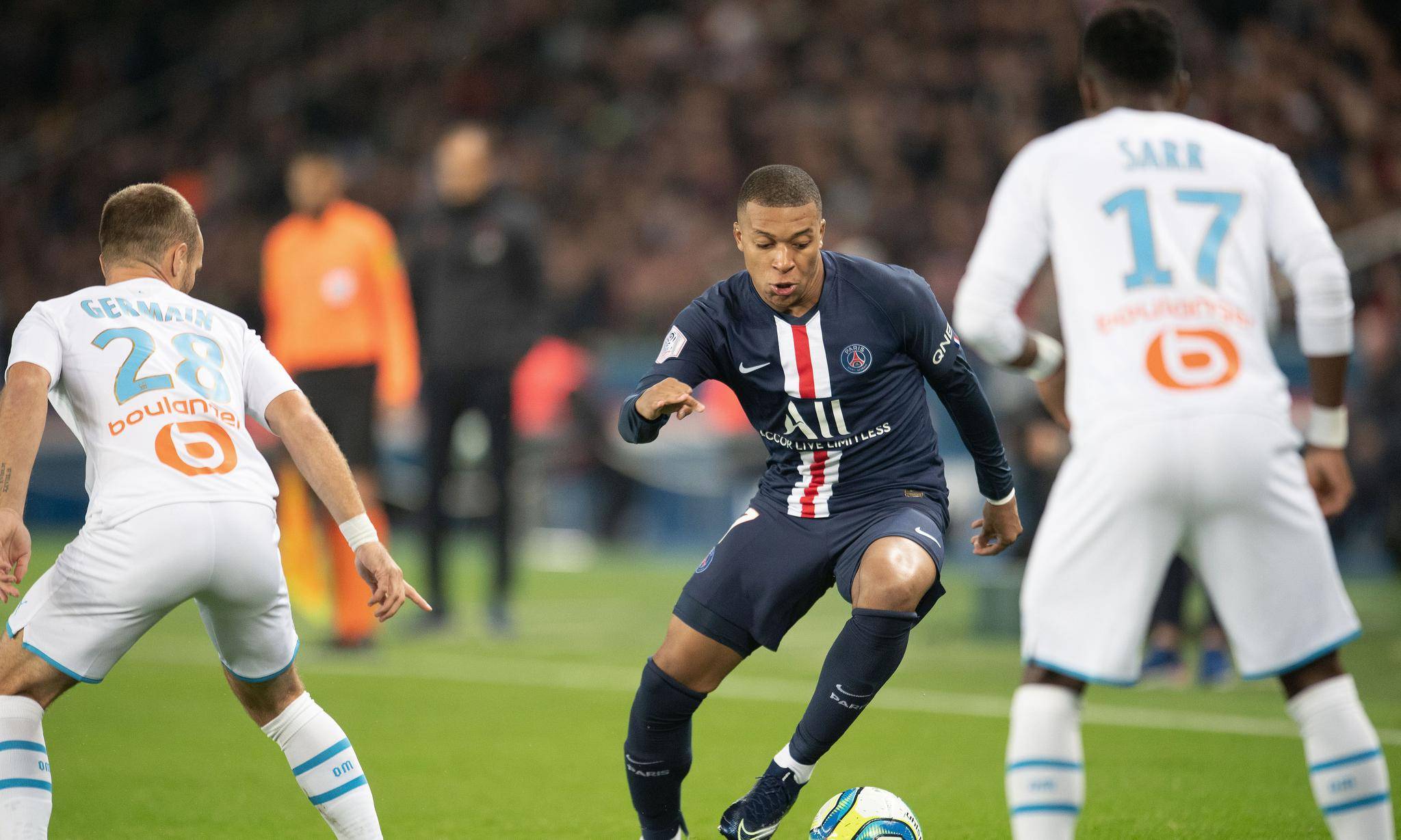 里昂客场取胜,重返胜利的轨道 里昂客场取胜,重返胜利的轨道