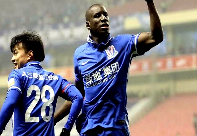 PG电子官方-新人球员崭露头角，成为球队新希望