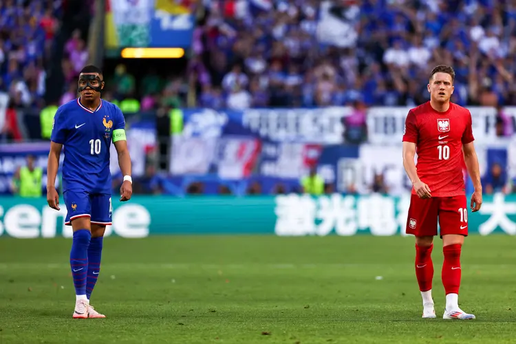 英格兰挑战阿尔巴尼亚,士气高涨 英格兰挑战阿尔巴尼亚,士气高涨