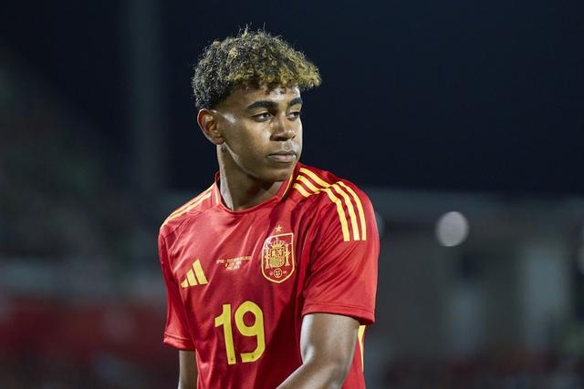 欧洲国家杯比赛中一位新星异军突起 欧洲国家杯比赛中一位新星异军突起