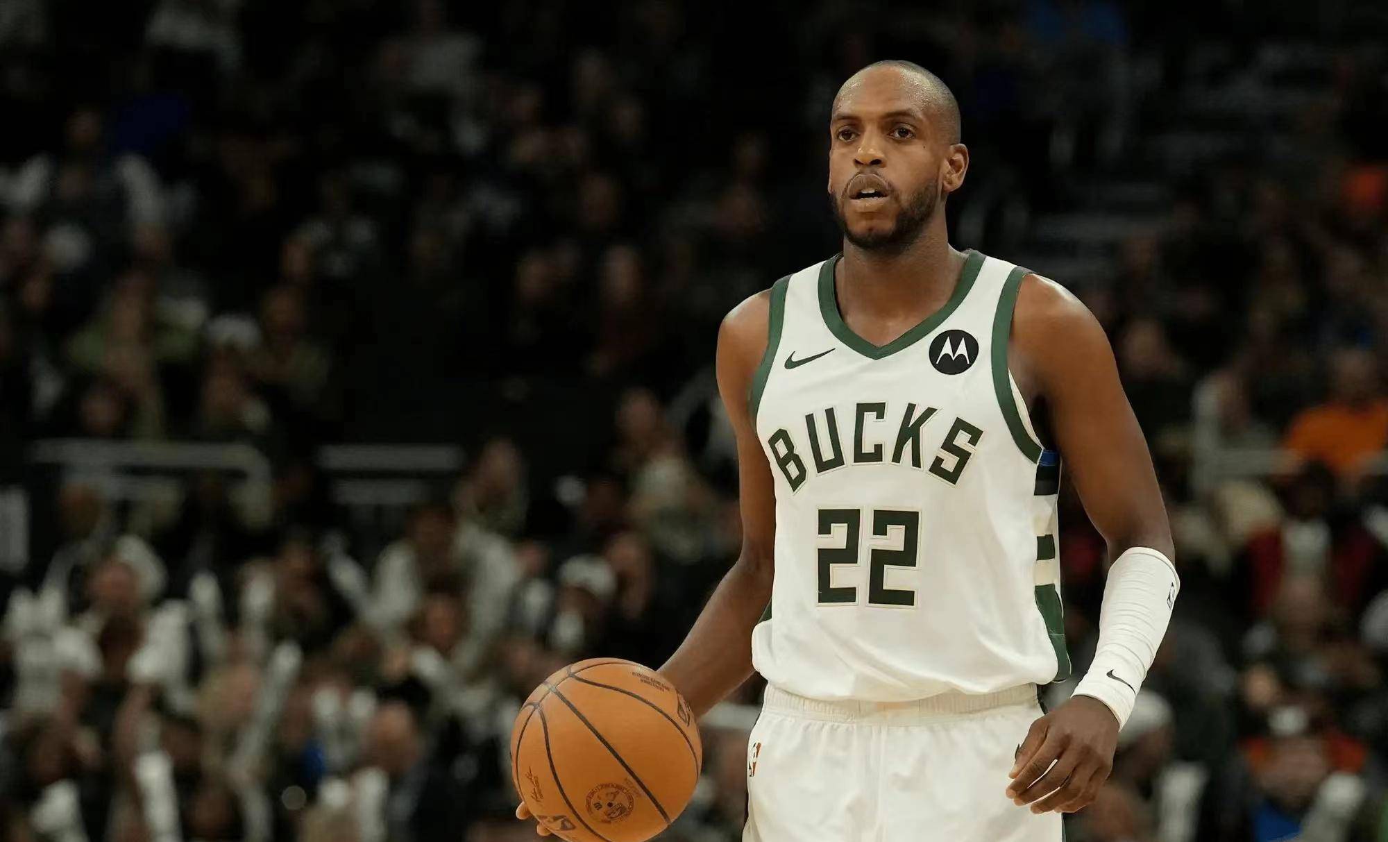 雄鹿球员米德尔顿入选全明星首发 雄鹿球员米德尔顿入选全明星首发