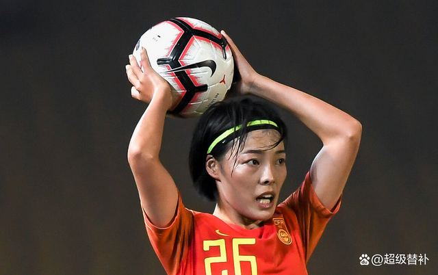 匈牙利女足联赛新星闪耀 匈牙利女足联赛新星闪耀