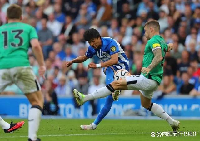 包含摩洛哥逆转那不勒斯，孙兴慜高光表现的词条